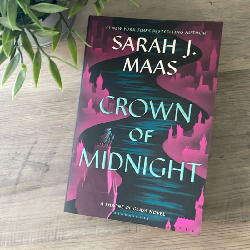 Crown of Midnight