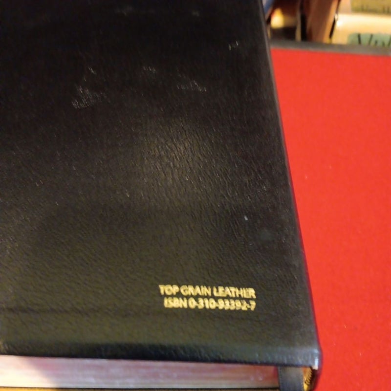 Life Application Study Bible grain Leather cover NIV 