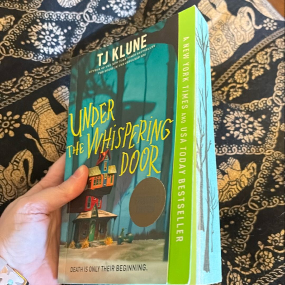 Under the Whispering Door by TJ Klune , Paperback Pangobooks