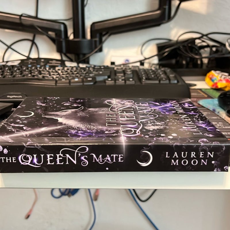 The Queen’s Mate - Dark and Nerdy Book Box