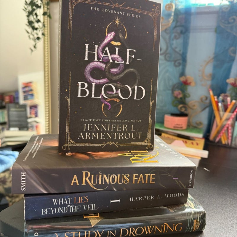 FANTASY BOOK BUNDLE