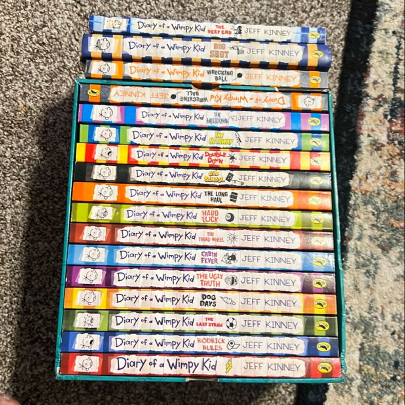 A Library of a Wimpy kid 1-17 Boxed Set Complete Original Full Series Collection, 17 Books Paperback Edition