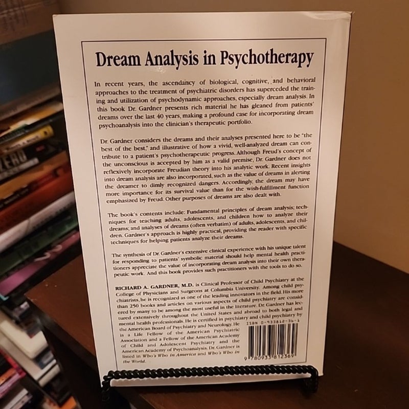 Dream Analysis in Psychotherapy