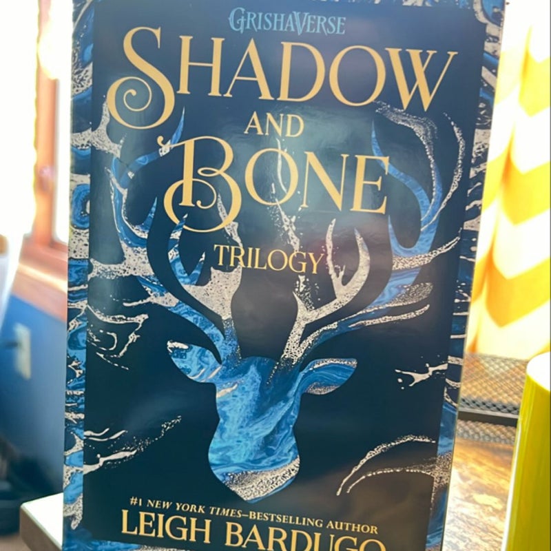 The Shadow and Bone Trilogy Boxed Set