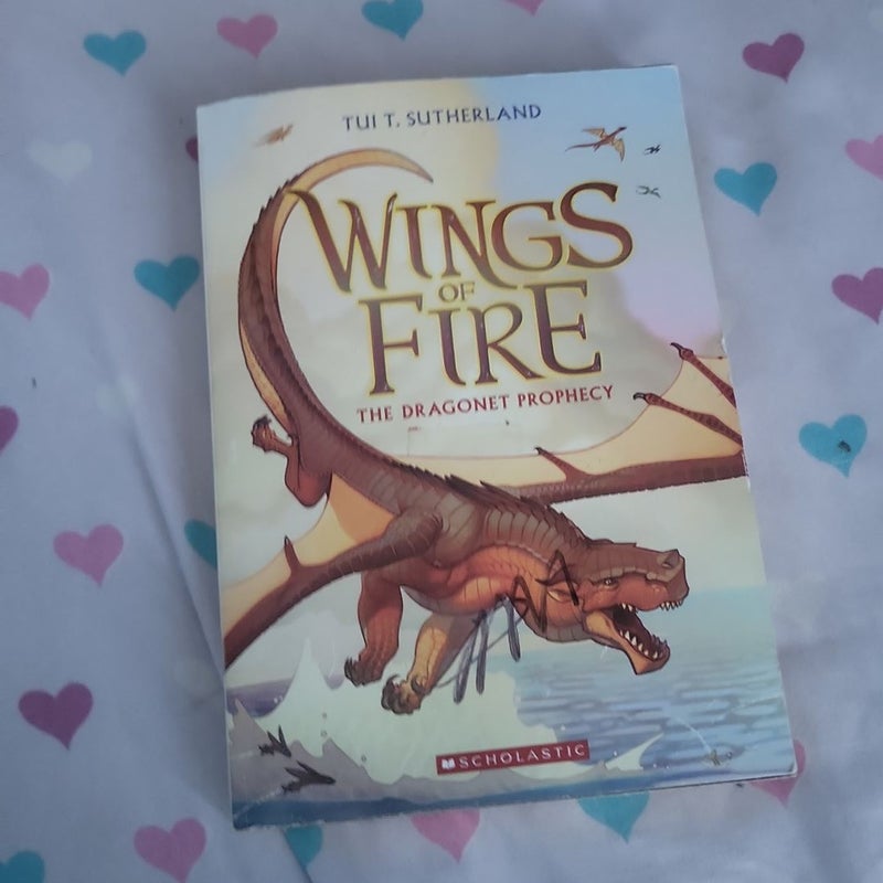 Wings of Fire #1: The Dragonet Prophecy by Tui T. Sutherland (Paperback)