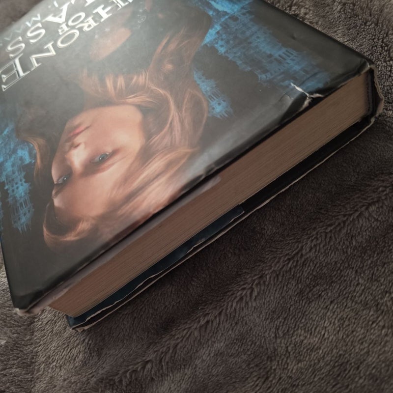 Throne of Glass - Barbie Edition