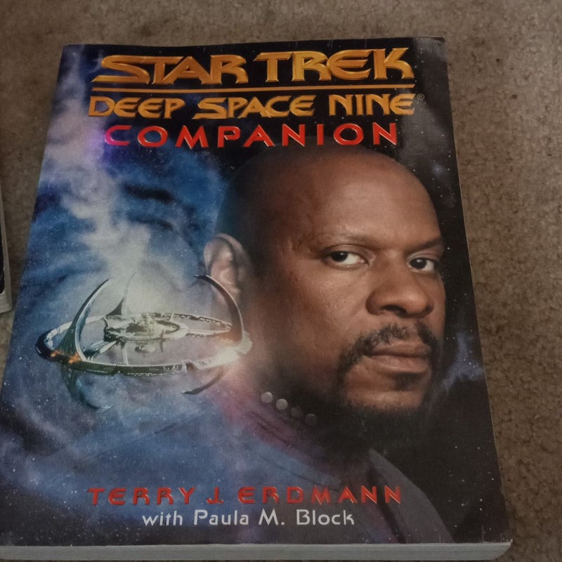 Star Trek： Deep Space Nine Companion Deep Space Nine Companion by Terry J. Erdmann and Paula M