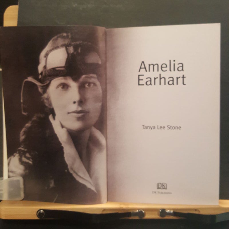 DK Biography: Amelia Earhart