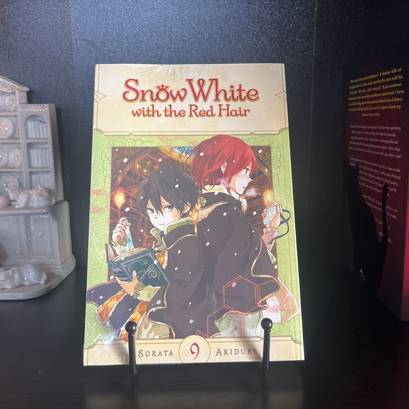 Snow White with the Red Hair, Vol. 9