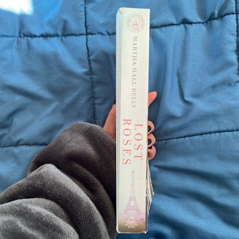 Lost Roses by Martha Hall Kelly, Hardcover | Pangobooks