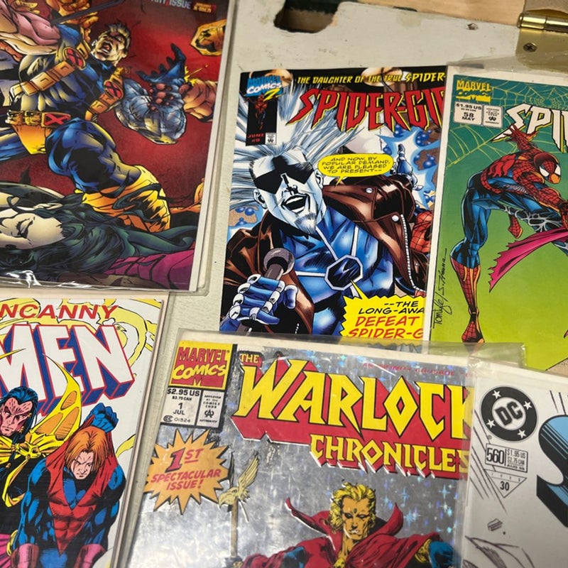 Lot of 23 Comic Books , Spider Man, X-Men , Superman 