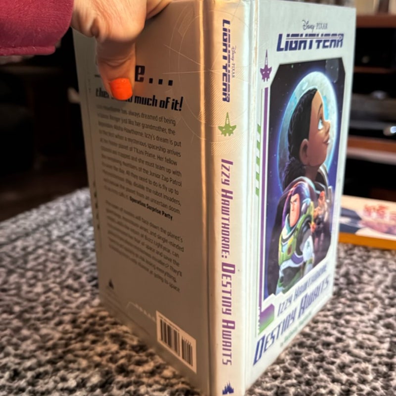 Disney Pixar Lightyear Izzy Hawthorne: Destiny Awaits
