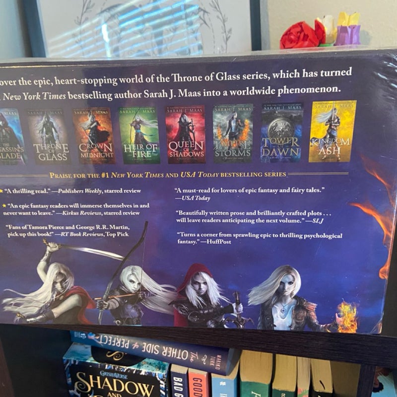 Throne of Glass Box Set - SEALED paperback 