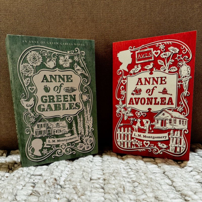 Anne of Green Gables Lot of Books 1-4