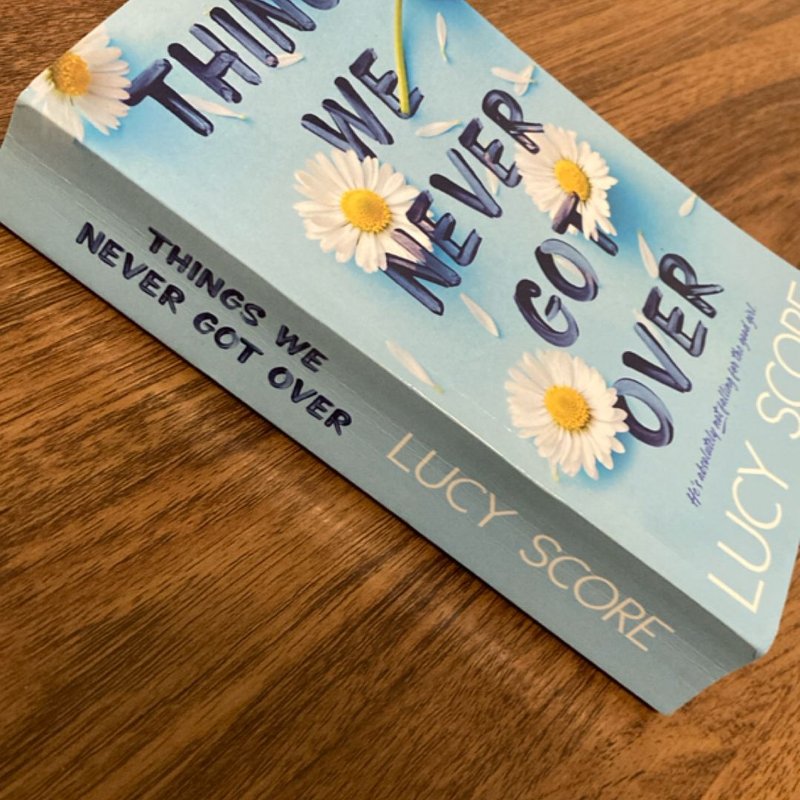 Things We Never Got Over by Lucy Score, Paperback | Pangobooks