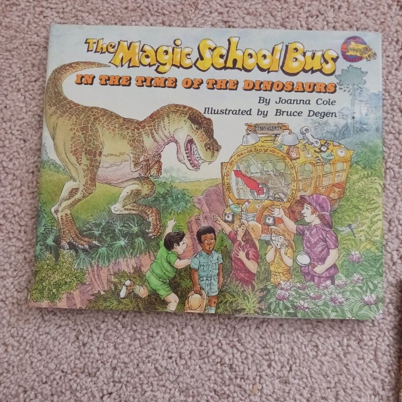 Vintage The Magic School Bus Book Bundle