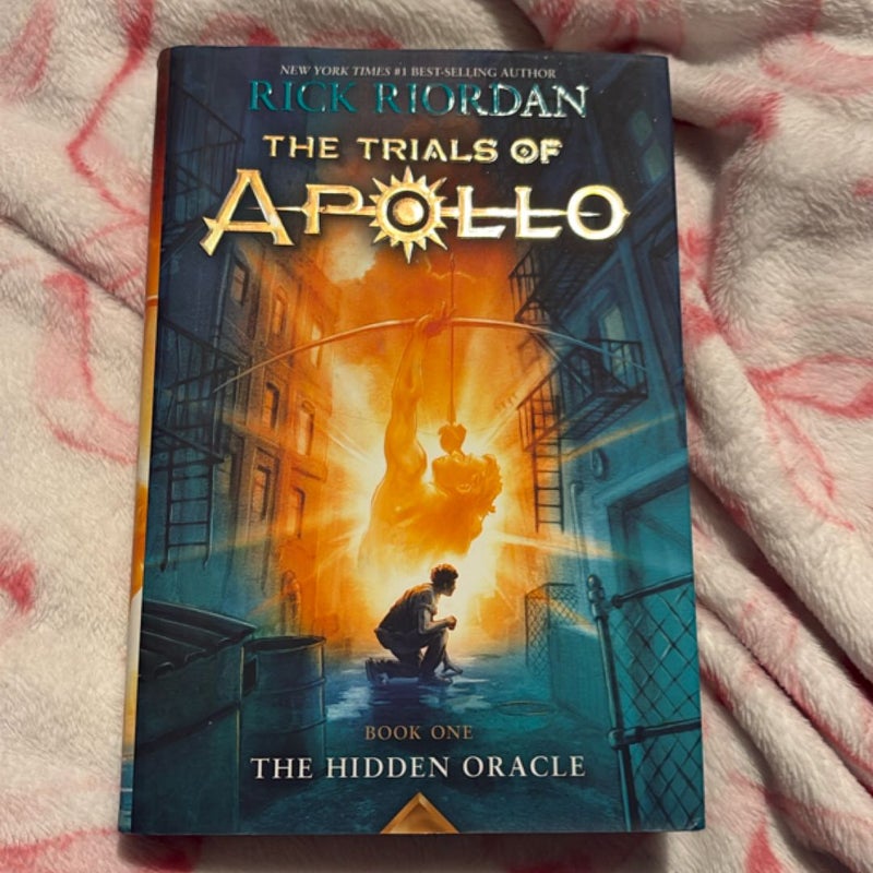 Trials of Apollo, the Book One the Hidden Oracle (Trials of Apollo, the Book One)