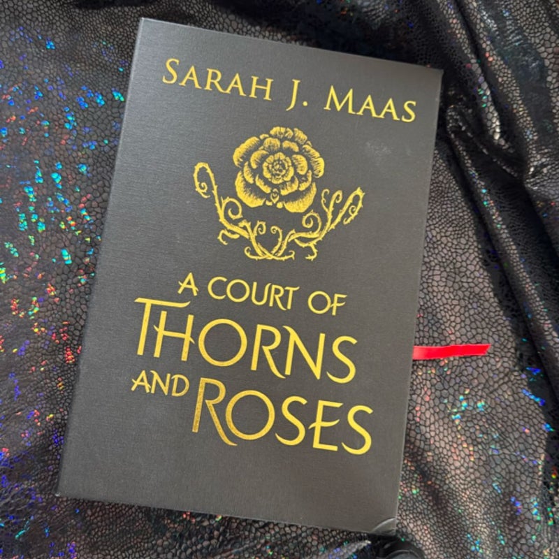 A Court of Thorns and Roses Collector's Edition