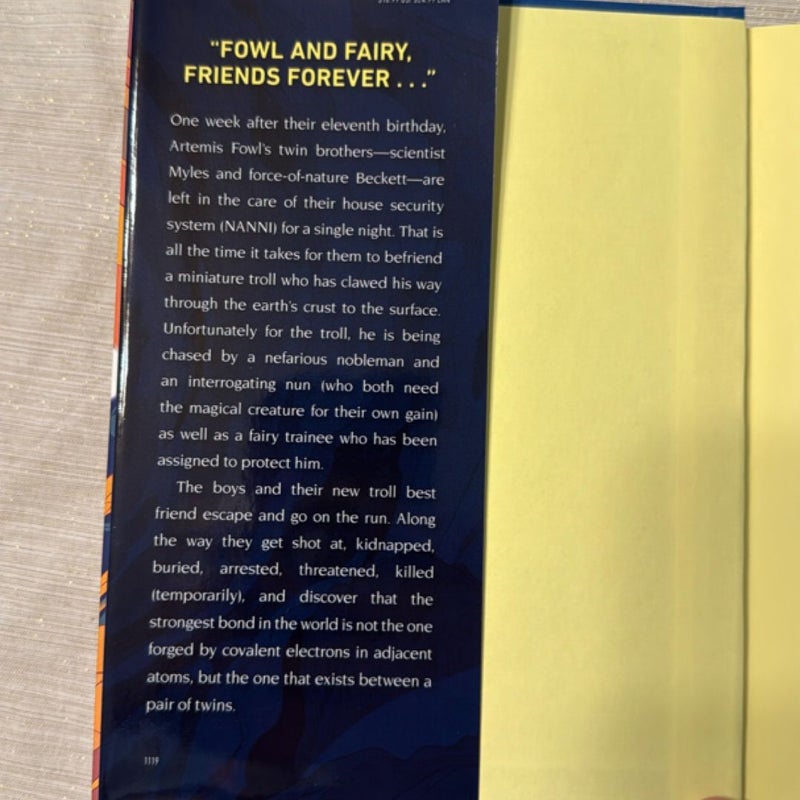 The Fowl Twins (a Fowl Twins Novel, Book 1)