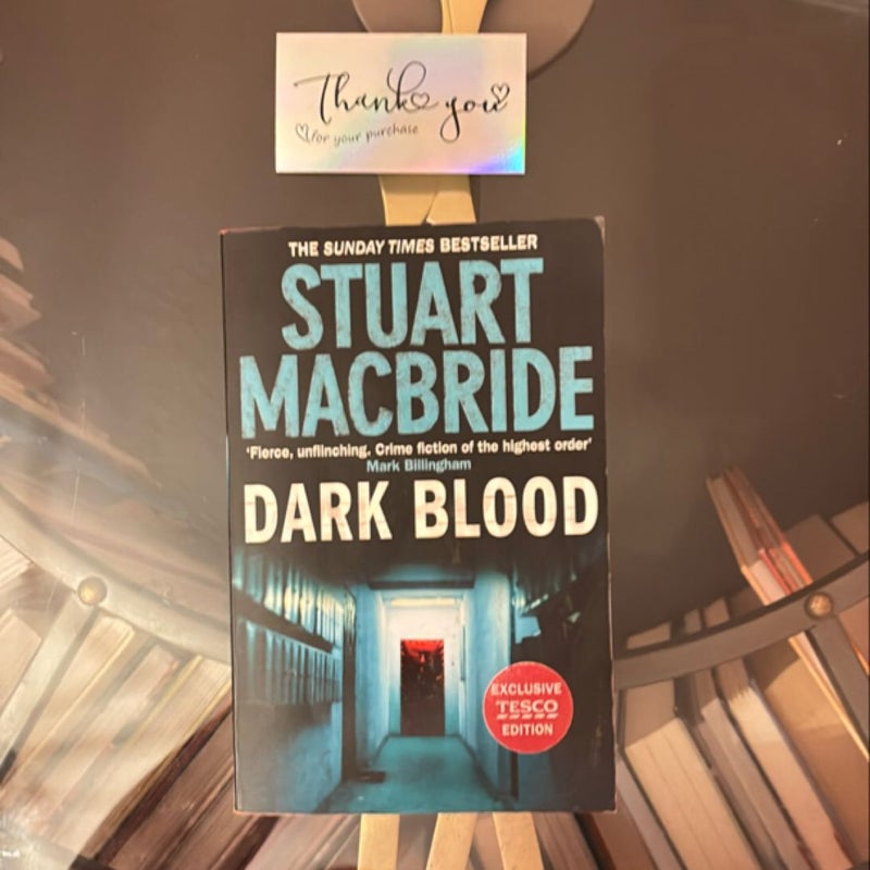 Dark Blood (Logan Mcrae, Book 6)