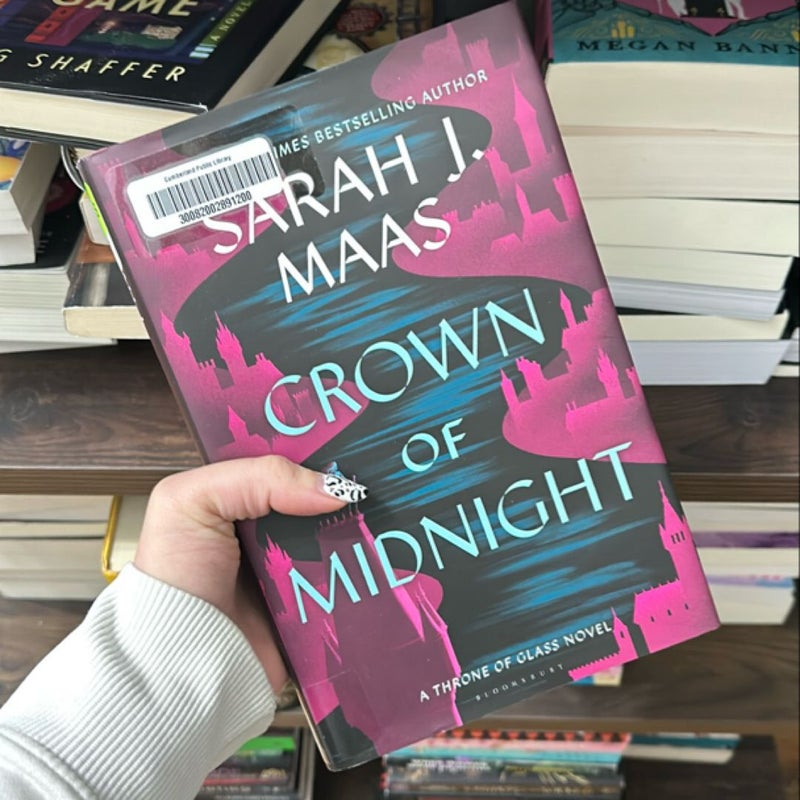 Crown of Midnight by Sarah J Maas