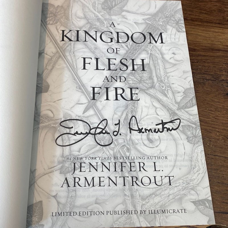 A Kingdom of Flesh and Fire (OOP SIGNED ILLUMICRATE EDITION)