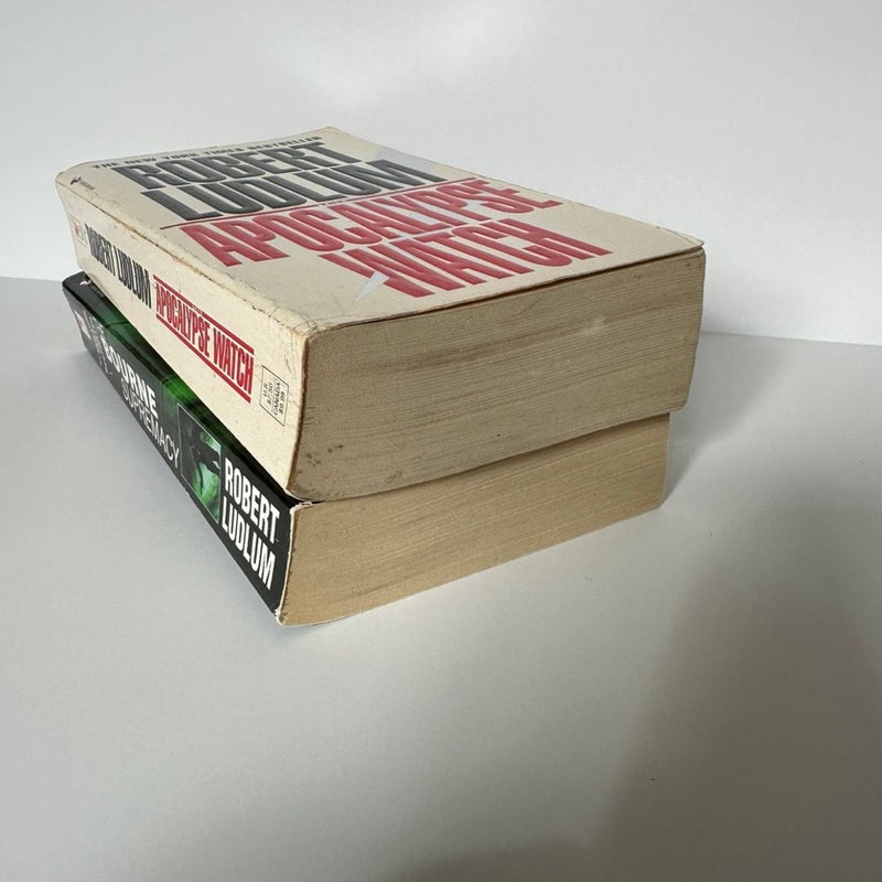 Robert Ludlum Book Bundle, 2 books