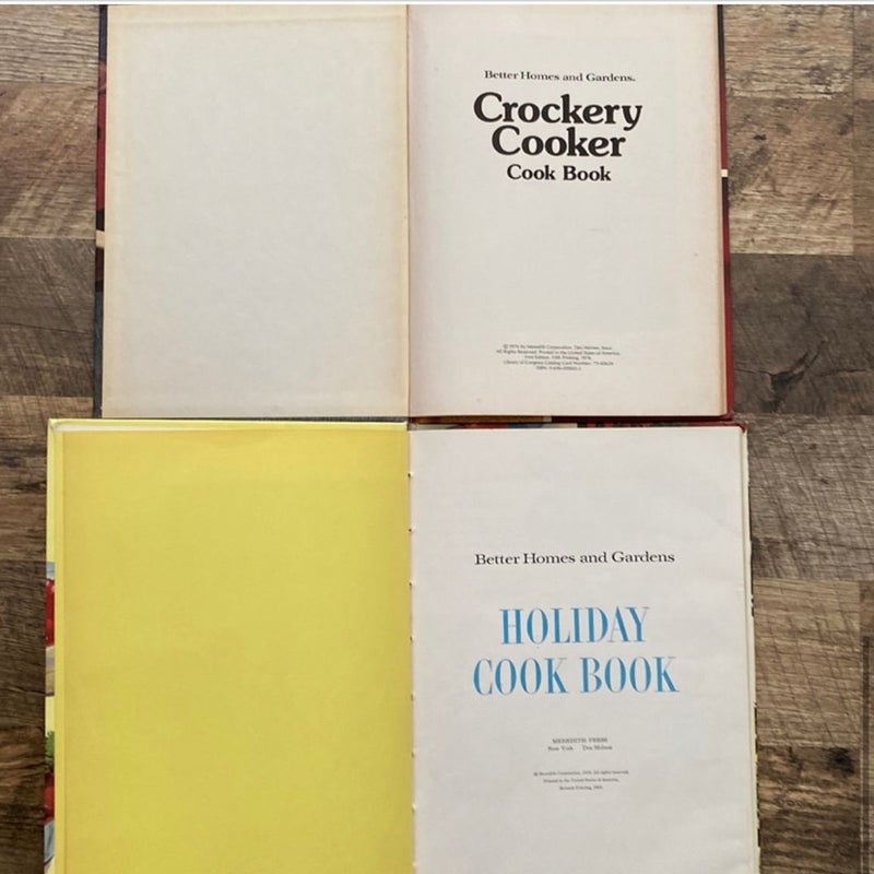 Set of 4 Vintage Better Homes & Gardens cookbooks