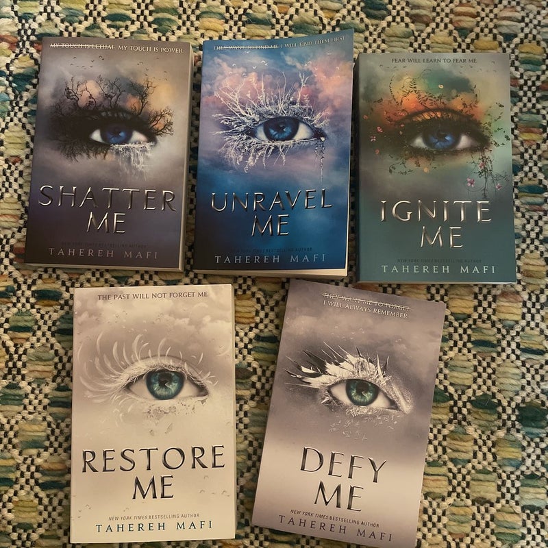 Shatter Me series 5 Books Collection Set Restore, Ignite, Unrave, Defy Me