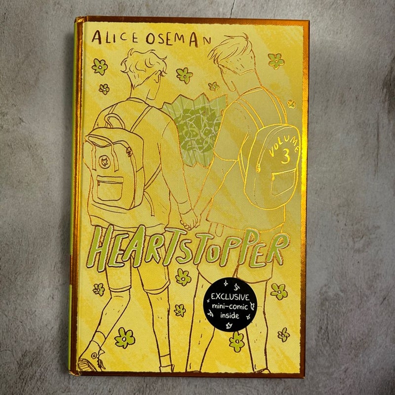 Heartstopper: Volumes 1-4 *foiled hardcovers*