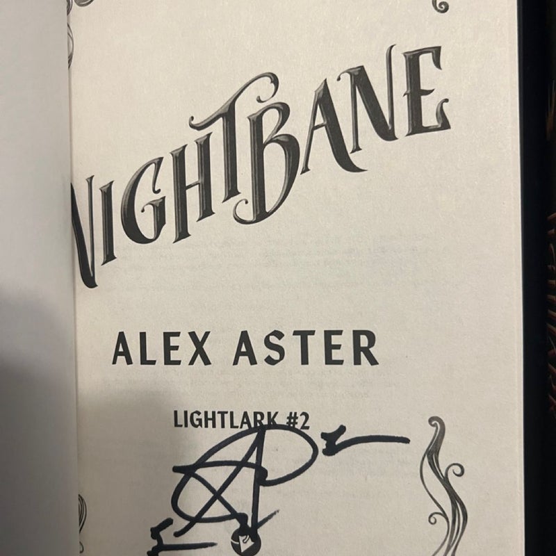 Lightlark & nightbane signed 