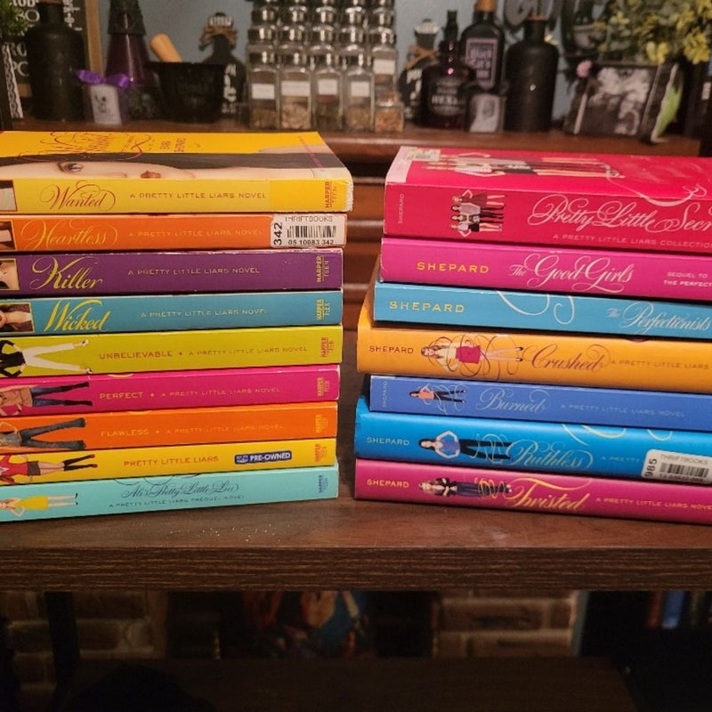Pretty Little Liars 16 Book Bundle