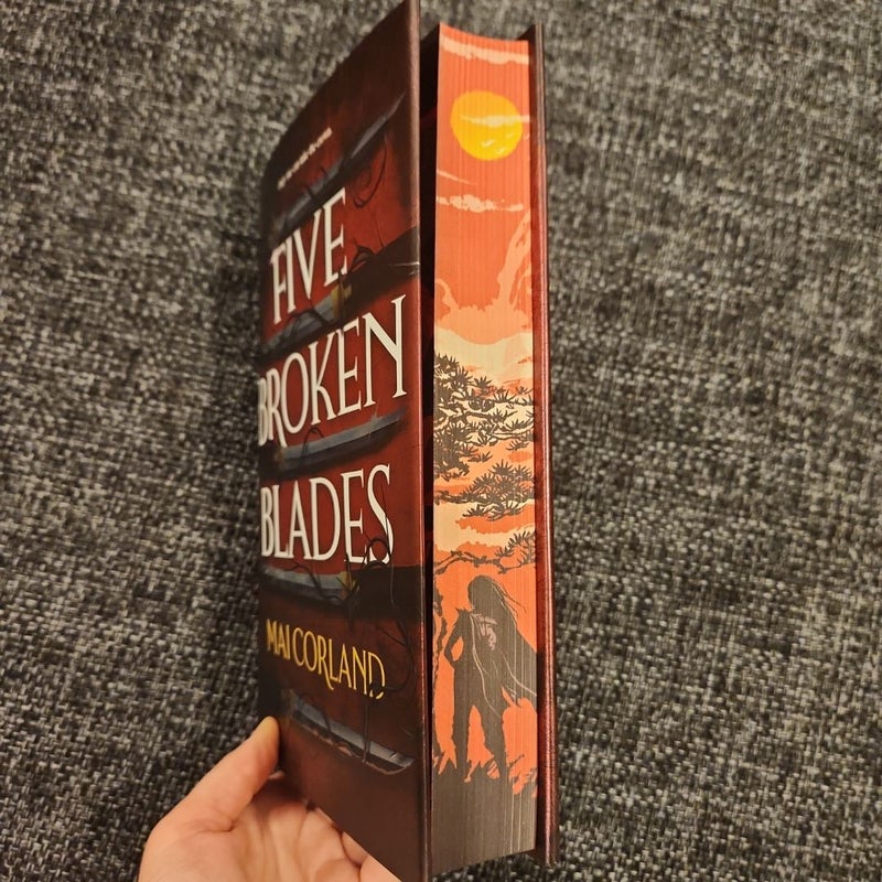 Five Broken Blades (Deluxe Limited Edition)