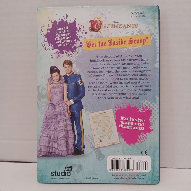 Disney Descendants: Secrets of Auradon Prep