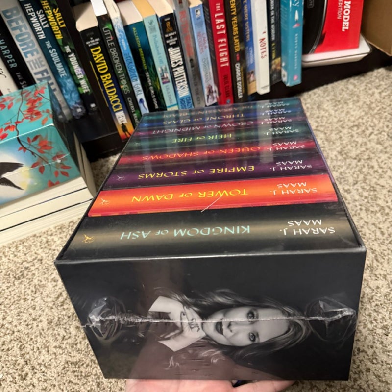 Throne of Glass Paperback Box Set