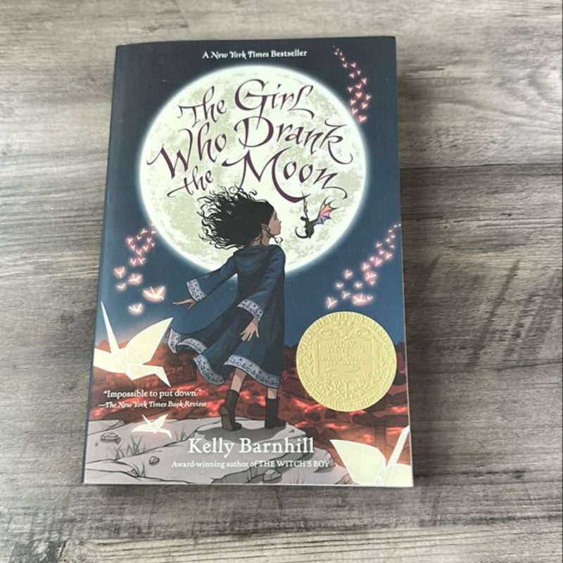 The Girl Who Drank the Moon (Winner of the 2017 Newbery Medal)