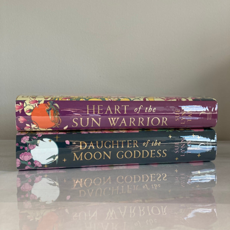 Daughter of The Moon Goddess & Heart of The Sun Warrior Waterstones SIGNED