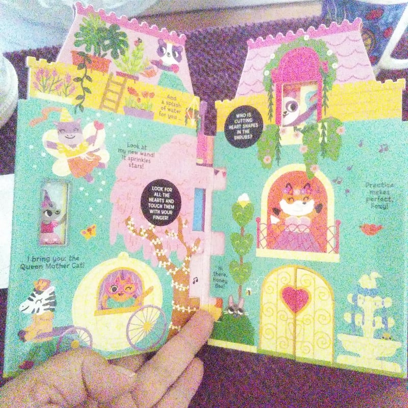 Pop-up Palace by , Paperback | Pangobooks