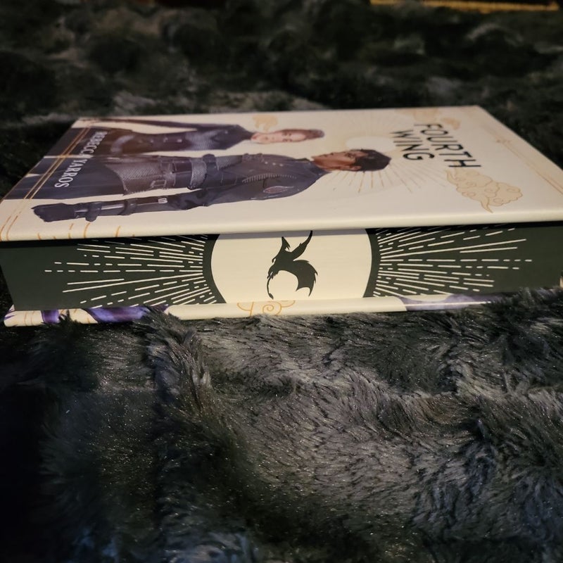 Fourth Wing - Signed Fairyloot