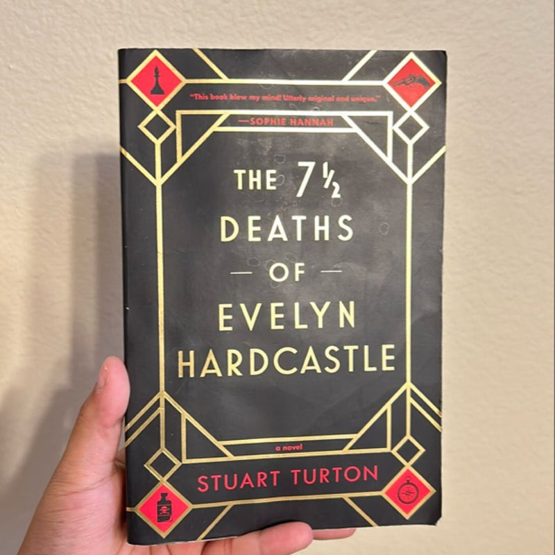 The 7½ Deaths of Evelyn Hardcastle