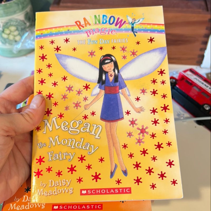 Rainbow Magic the Fun Day Fairies 