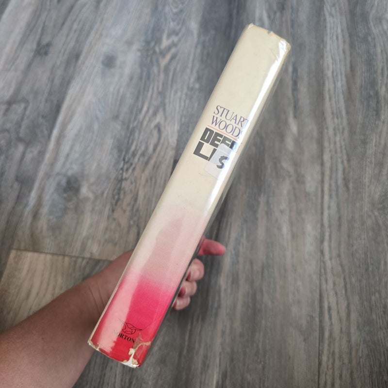 Deep Lie *First Edition*