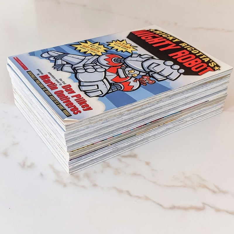 Ricky Ricotta's Mighty Robot Bundle of 7 Books