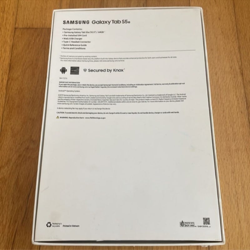 Samsung Galaxy Tab S5e Box