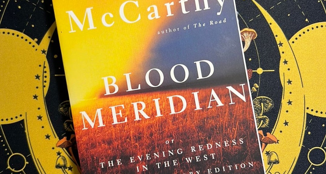 Blood Meridian: Or the Evening Redness in the West: Cormac McCarthy:  9780679728757: : Books