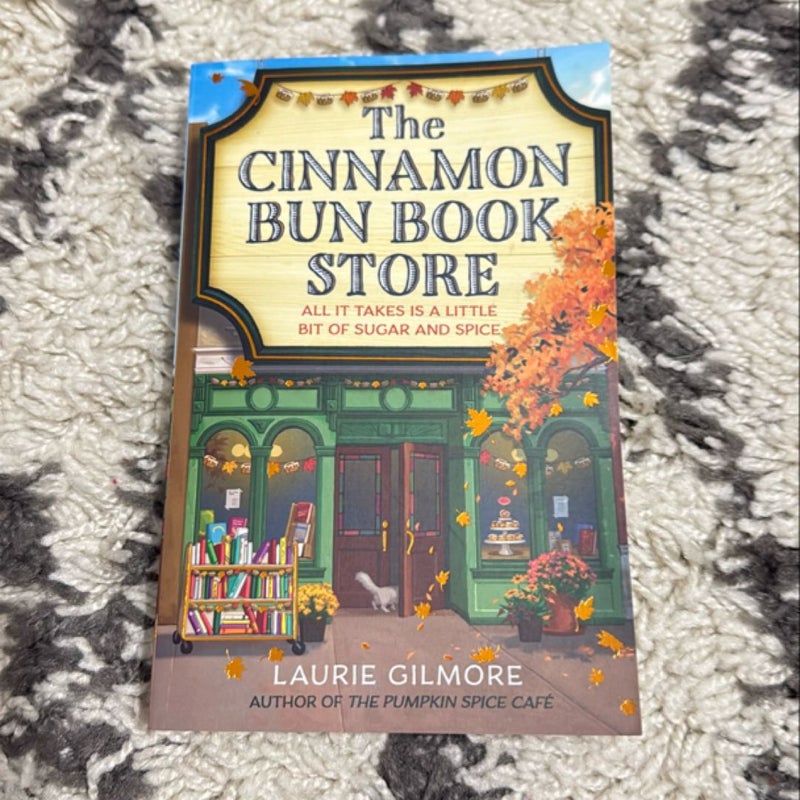 The Cinnamon Bun Book Store (Dream Harbor, Book 2)