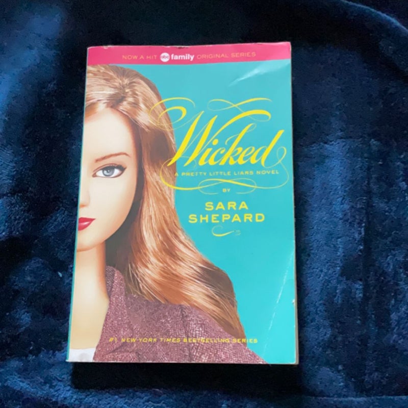 Pretty Little Liars #5: Wicked
