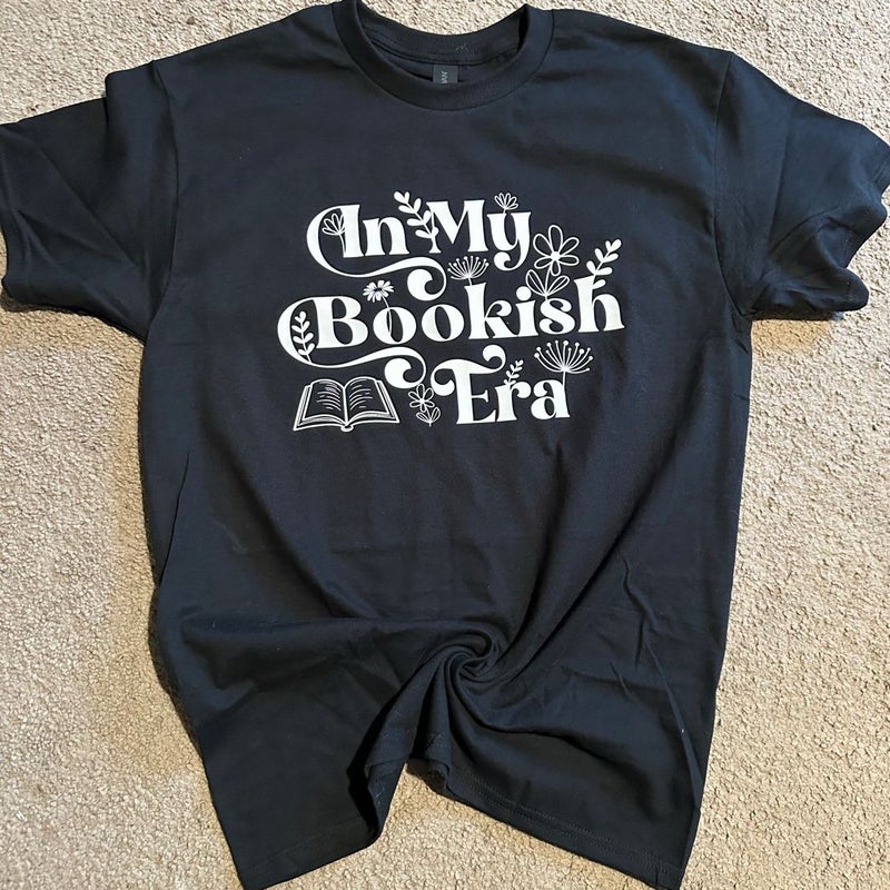 In my bookish era tee 📚