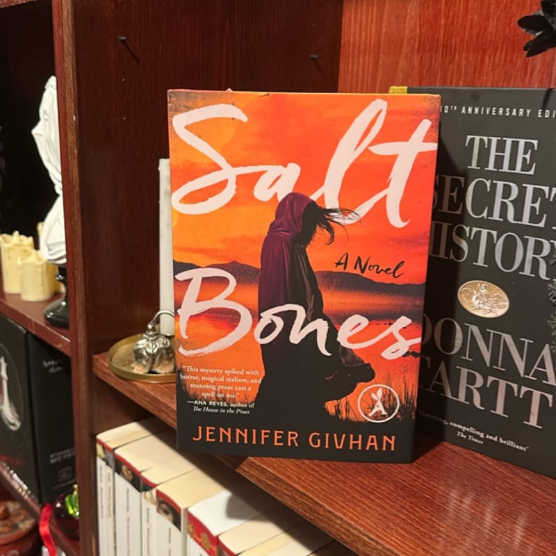 Salt Bones by Jennifer Givhan, Hardcover | Pangobooks