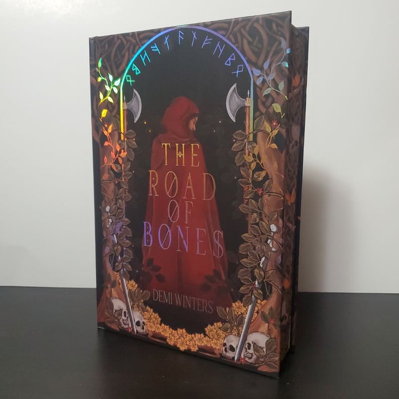 The Road of Bones Moonlight by Demi Winters, Hardcover | Pangobooks